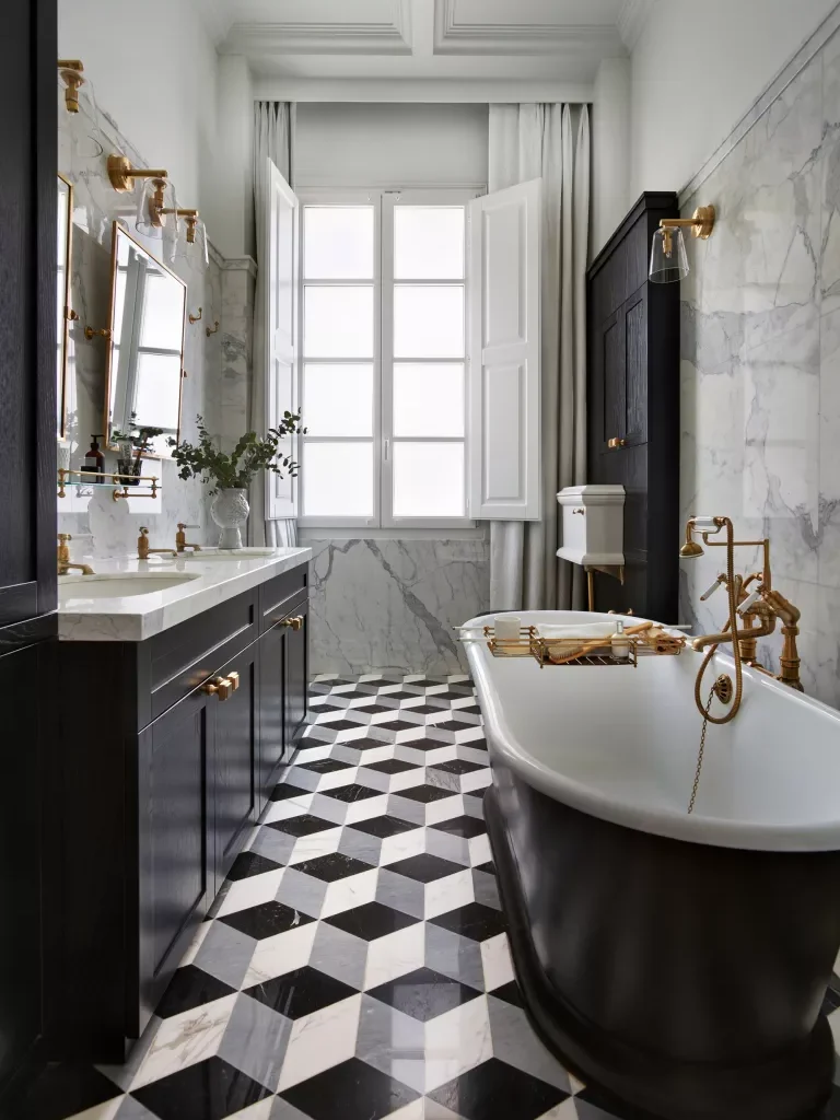 Black and White Bathroom Ideas – 10 Monochrome Looks To Inspire Your Next Remodel