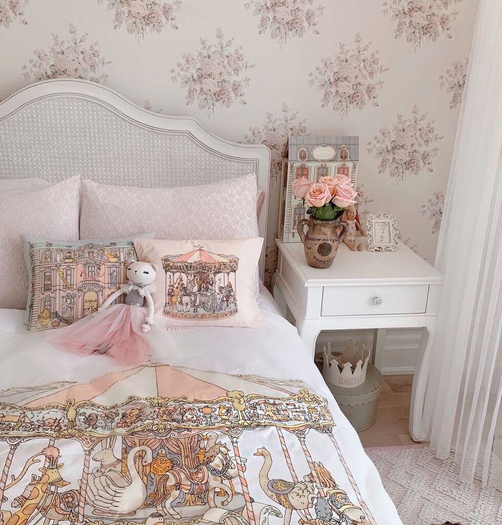 27 fabulous girls' bedroom ideas