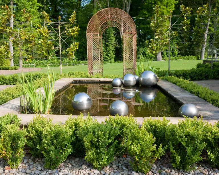 Garden pond ideas – 10 beautiful backyard ponds 4 Garden pond ideas – 10 beautiful backyard ponds