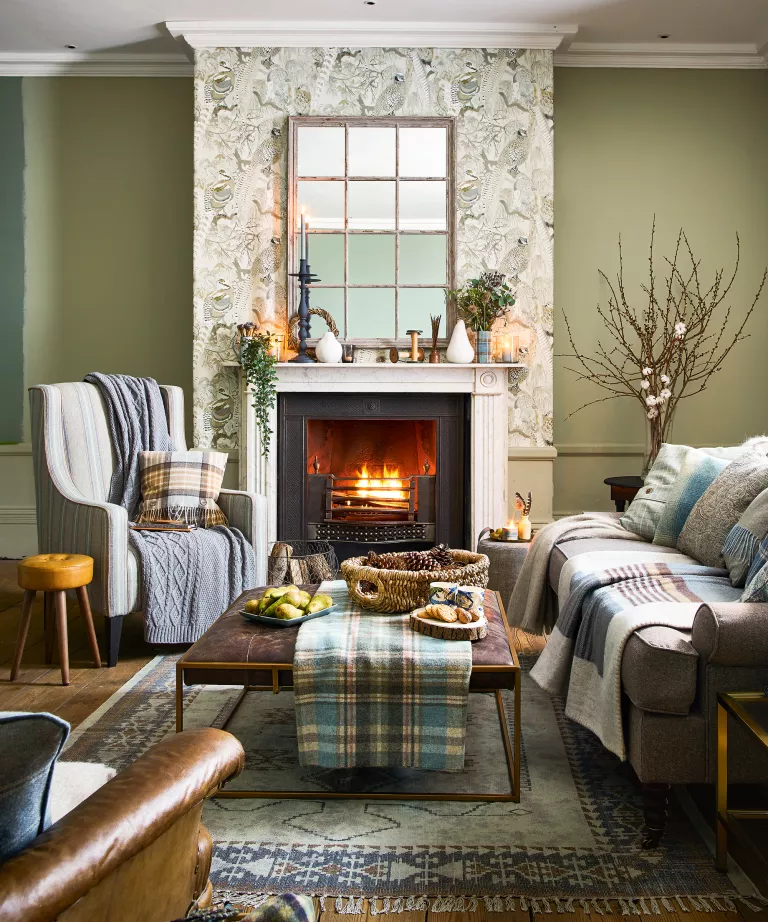 Fall mantel ideas – 10 tips for autumnal mantelpieces and fireplace decor