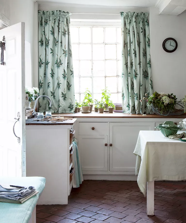 Pictures of kitchens – 22 beautiful spaces to inspire your remodel