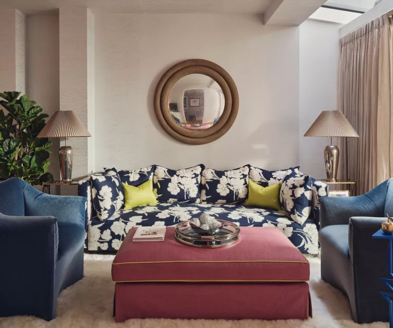 Inspired by Slim Aarons, this glamorous apartment is a lesson in basement decorating