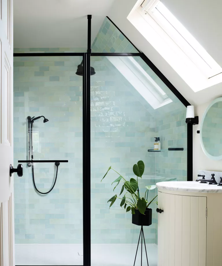 Shower room design mistakes – 6 problems that our bathroom experts see all too often